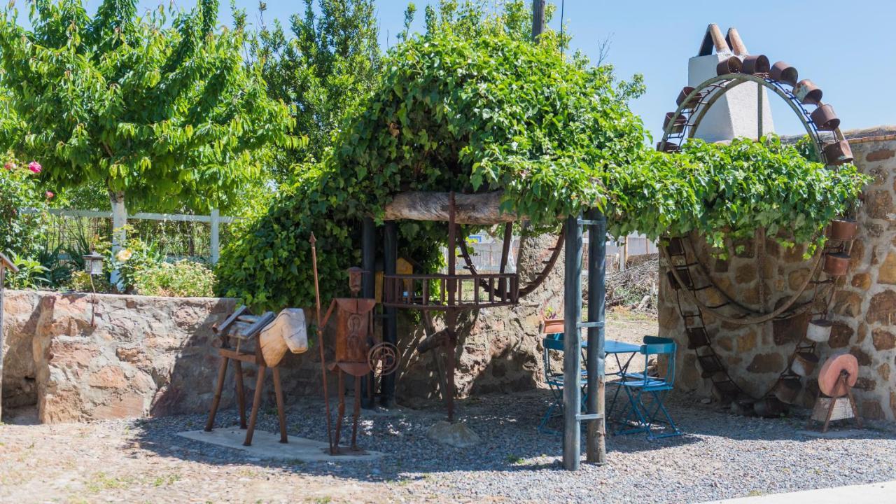 Los Laureles Casa Rural Urda Exterior photo